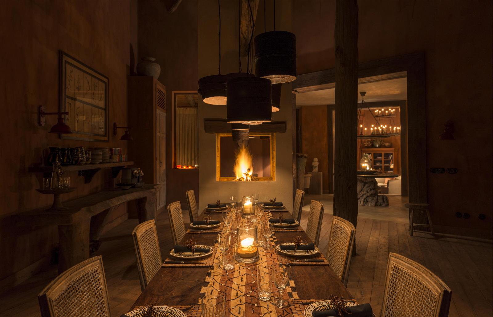 dining room at the luxury villa Colina Verde in Mozambique, Africa