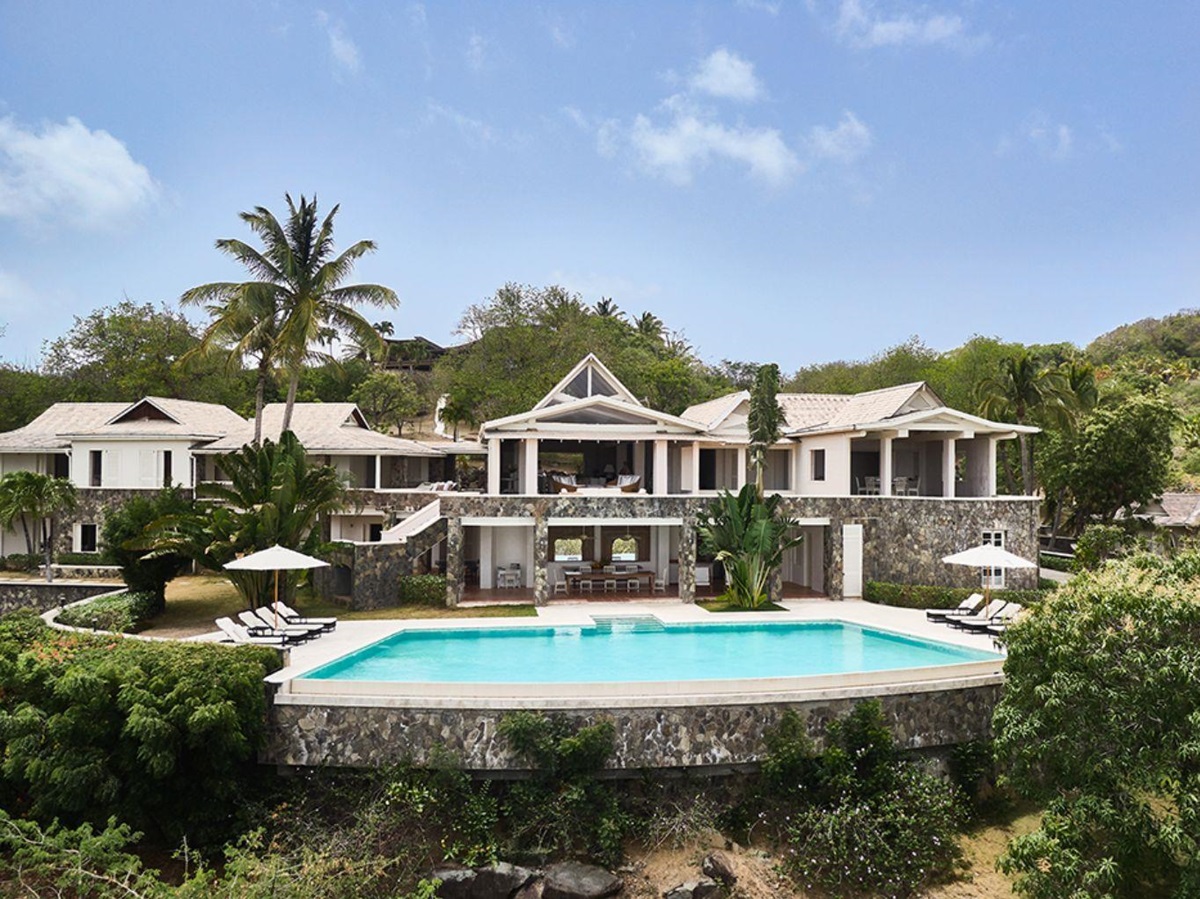 Exterior of Full Moon in Mustique