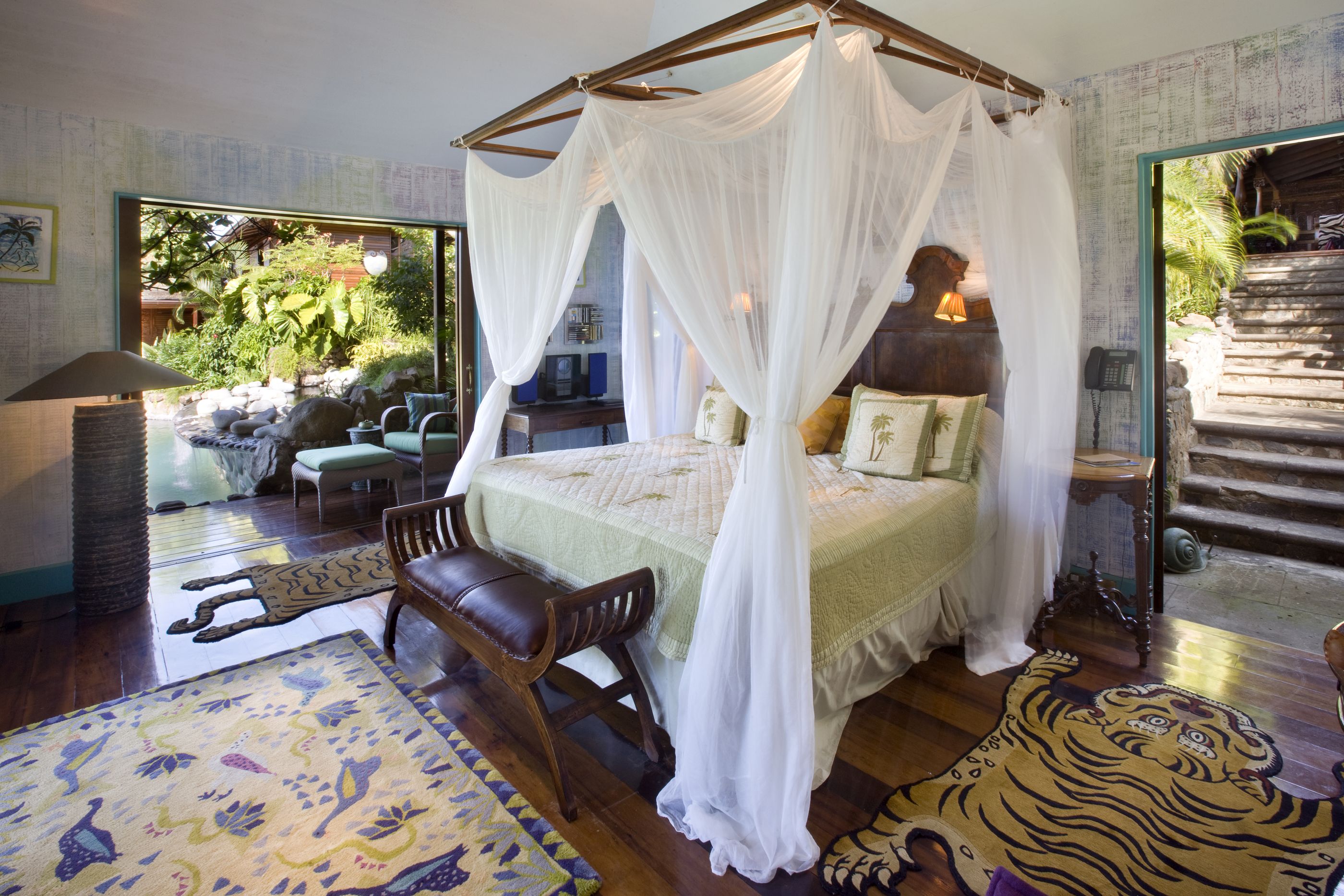 Master bedroom of Ilanga, Mustique