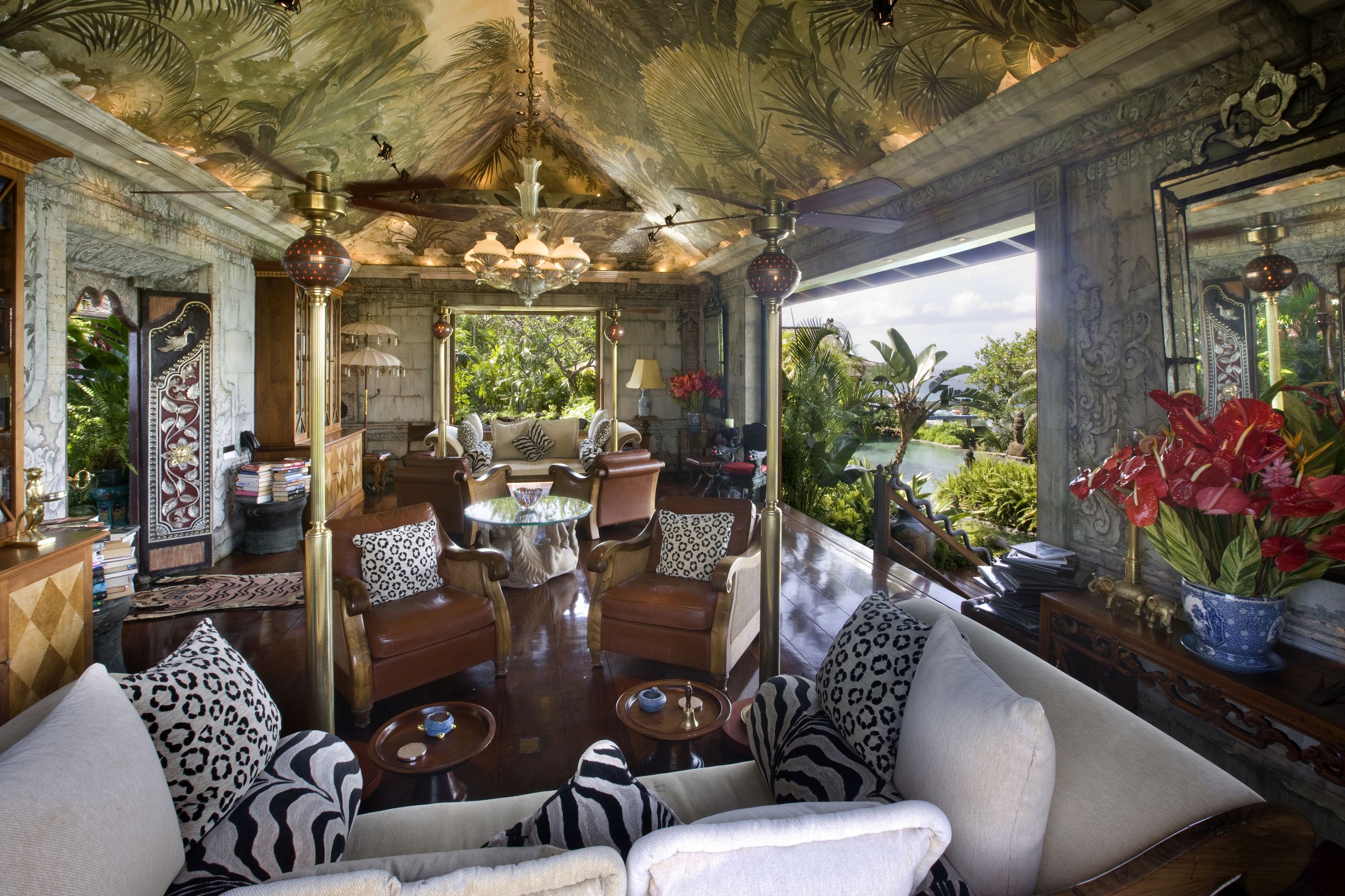 Living area of Ilanga, Mustique