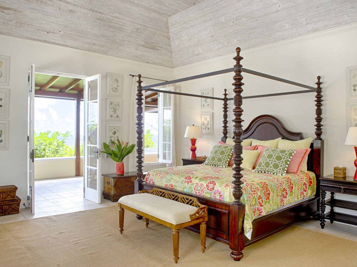 Double bedroom of Ocean Breeze, Mustique