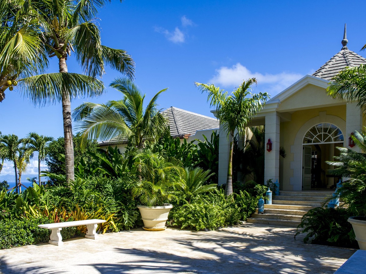 entrance of Ocean Breeze, Mustique