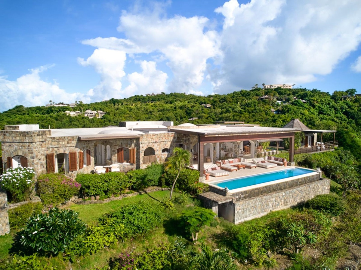 Exterior of Oceanus in Mustique