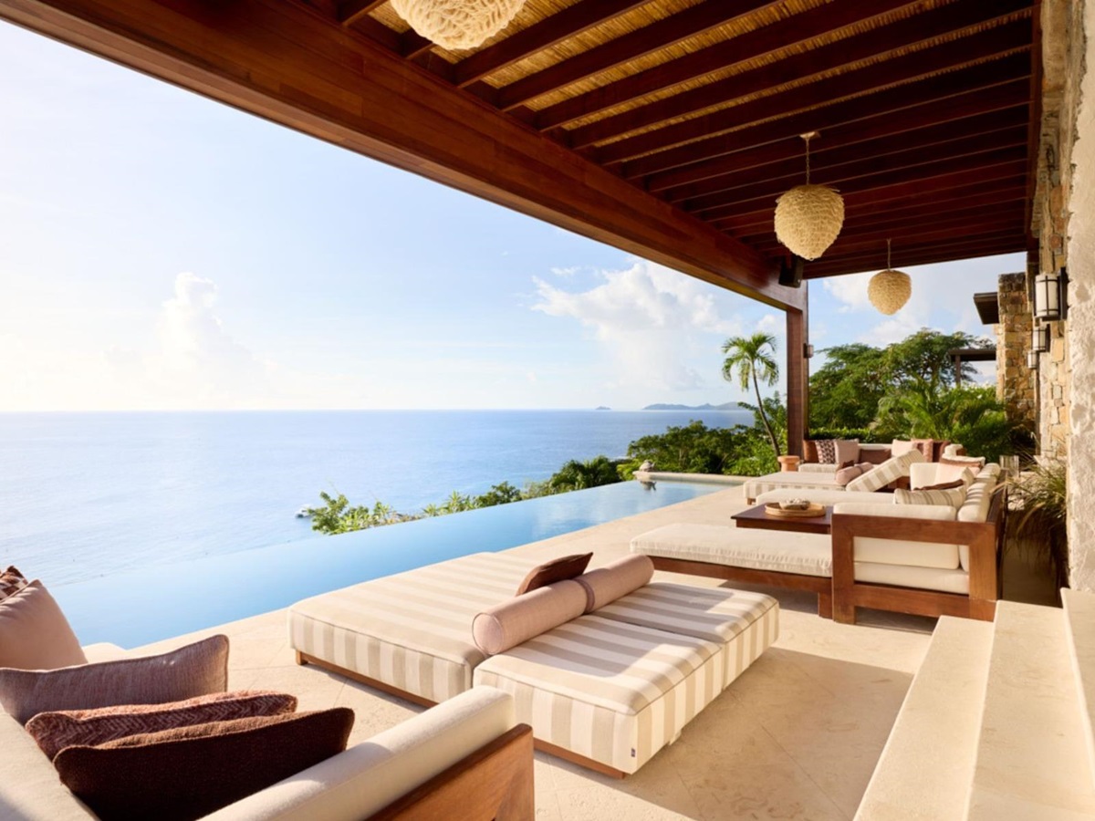 Swimming Pool at Oceanus in Mustique