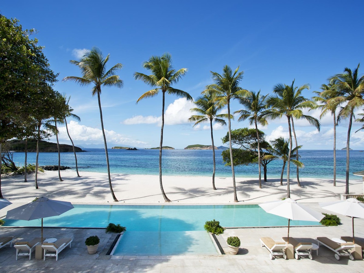 Swimming pool and beach of Palm Beach, Mustique