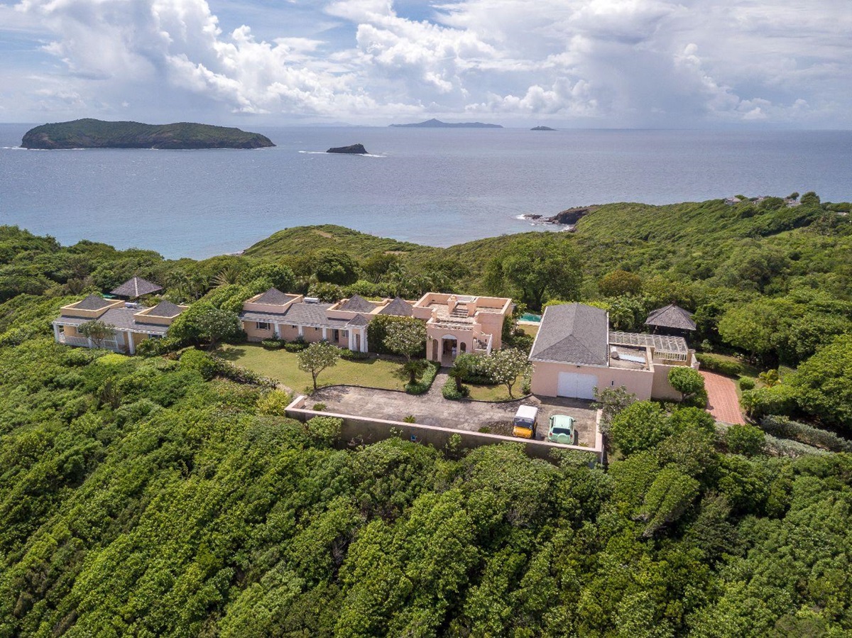Exterior of Salanmander in Mustique