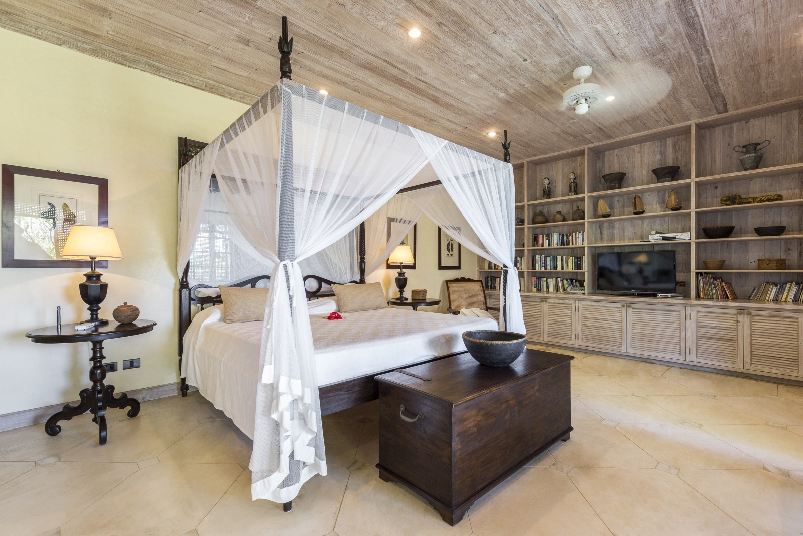 Spacious bedroom at Spacious bedroom at Serenissima in Mustique