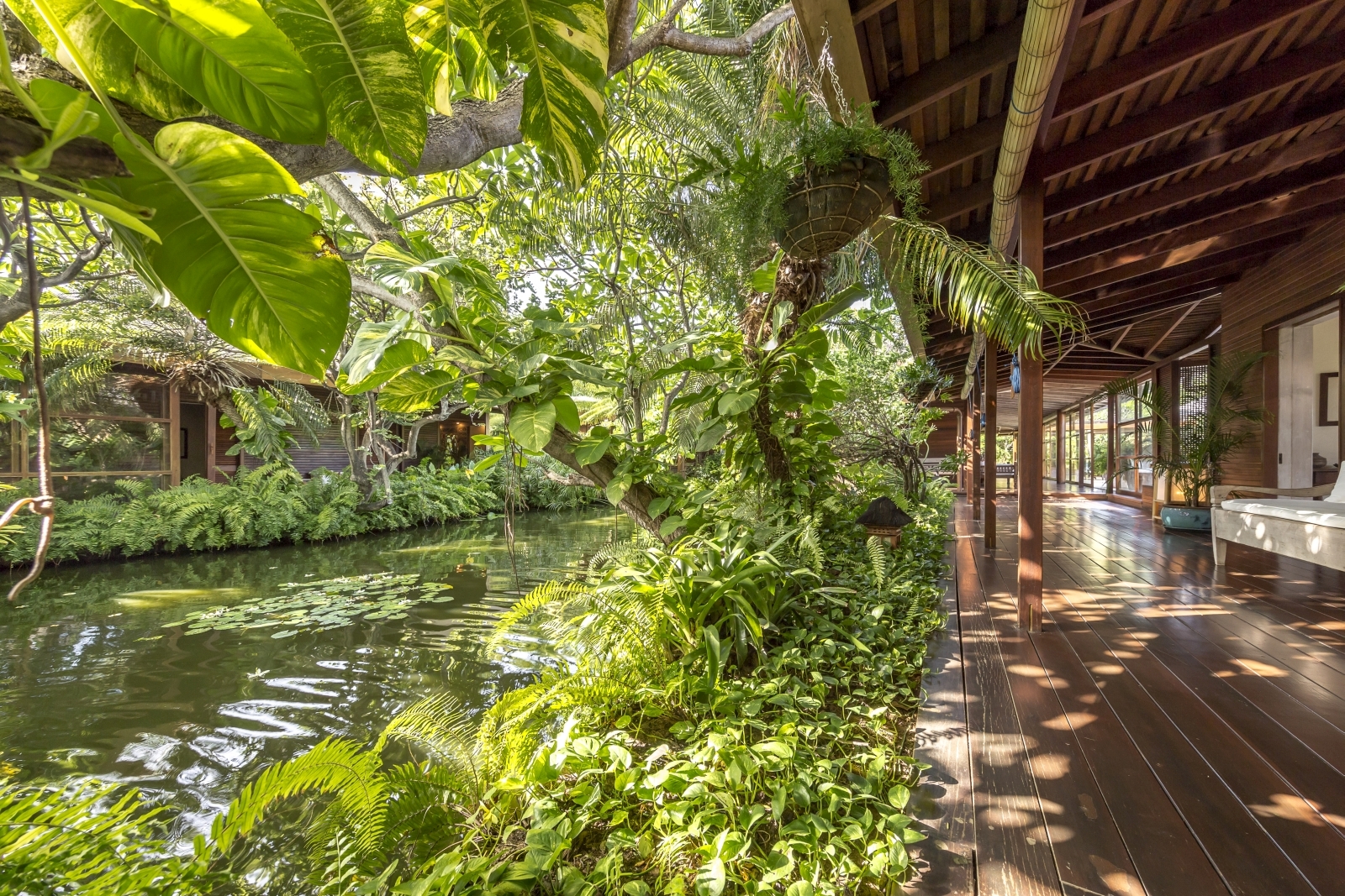 Gardens at Serenissima in Mustique