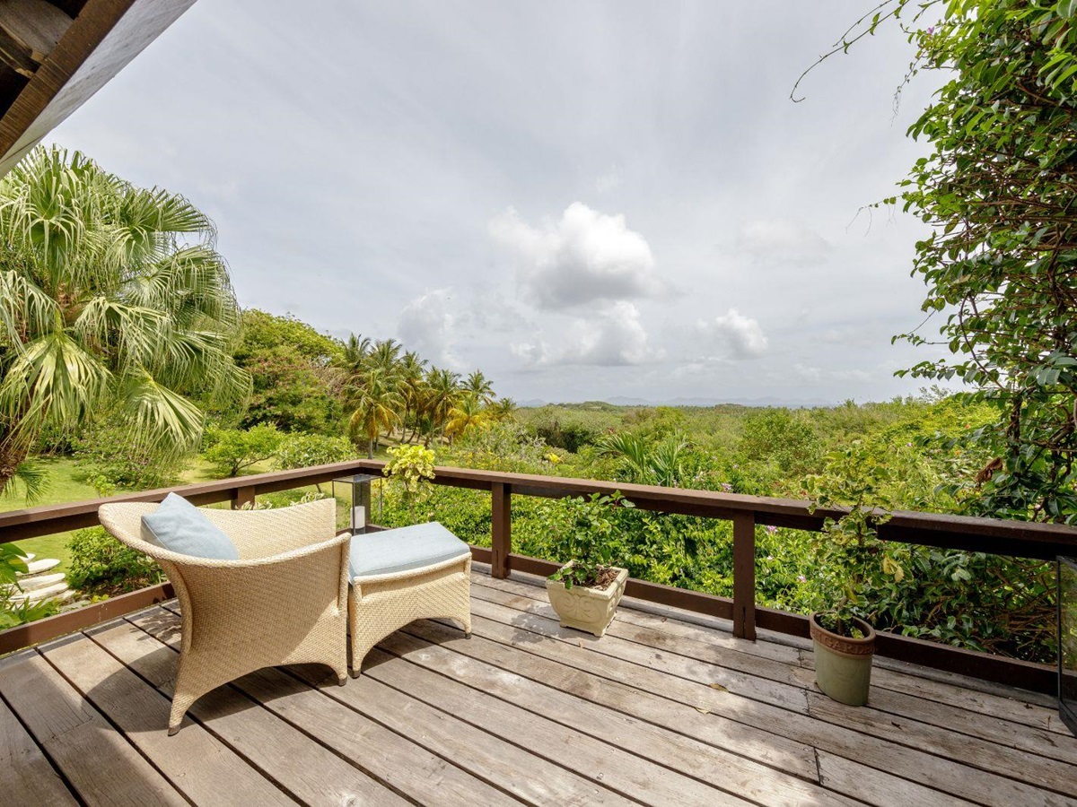 Balcony at Tetto Rosso in Mustique