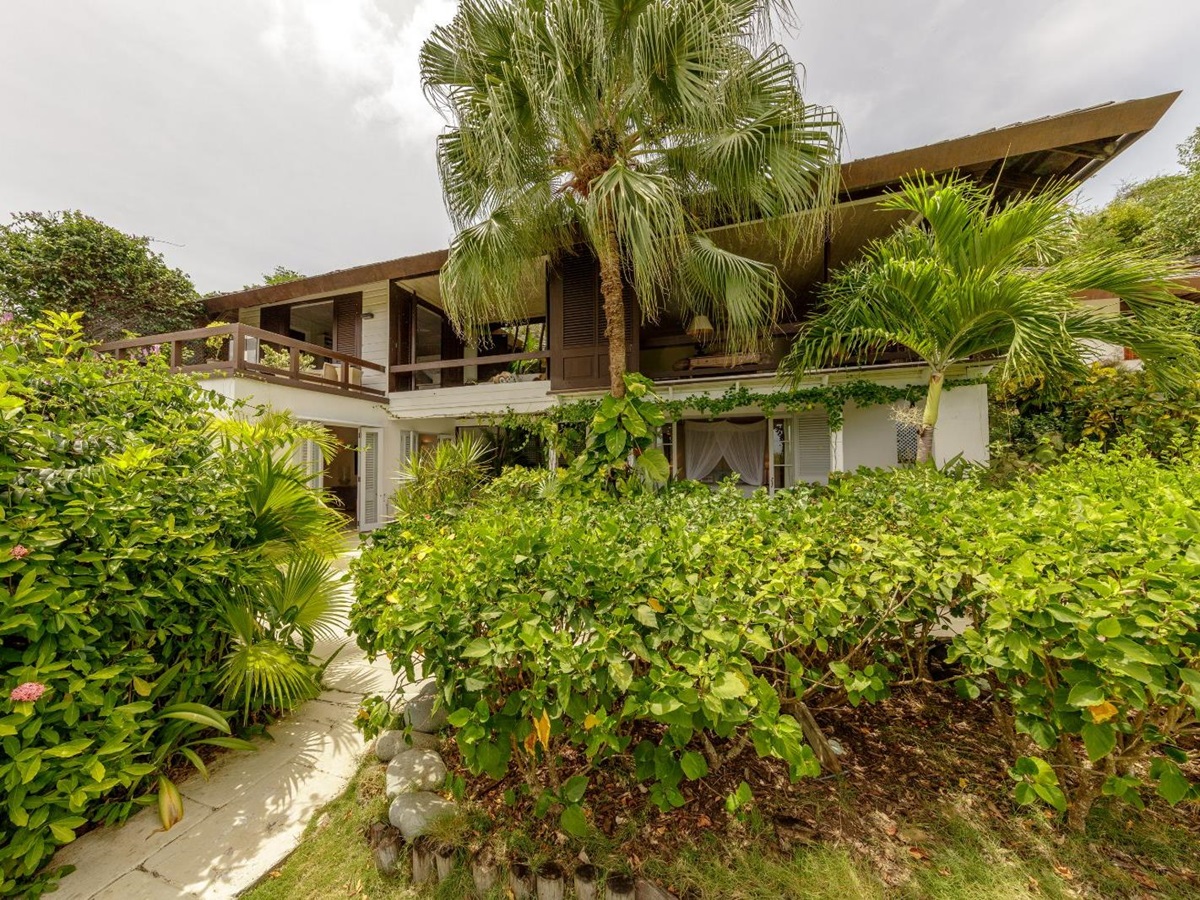 Exterior at Tetto Rosso in Mustique