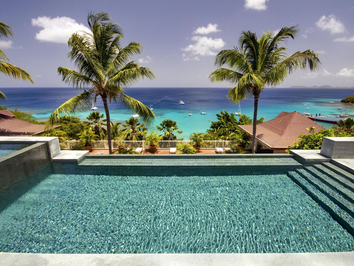 Swimming pool of Tortuga, Mustique