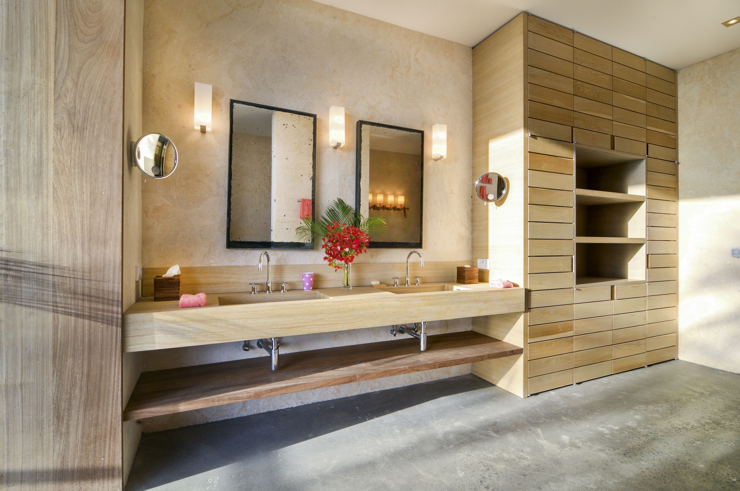 Bathroom in Villa America, Mustique