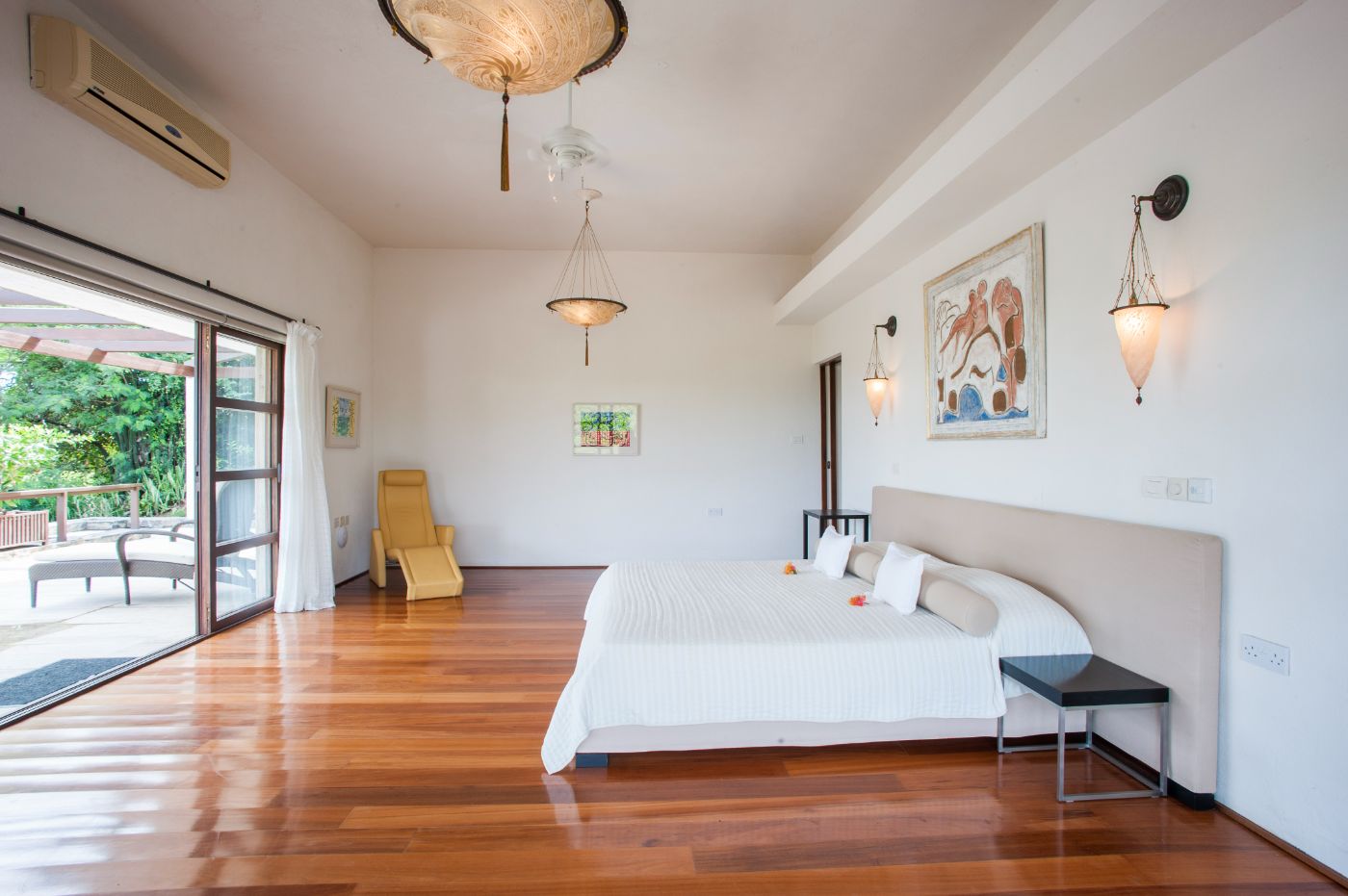Bedroom 2 at Wyler House in Mustique
