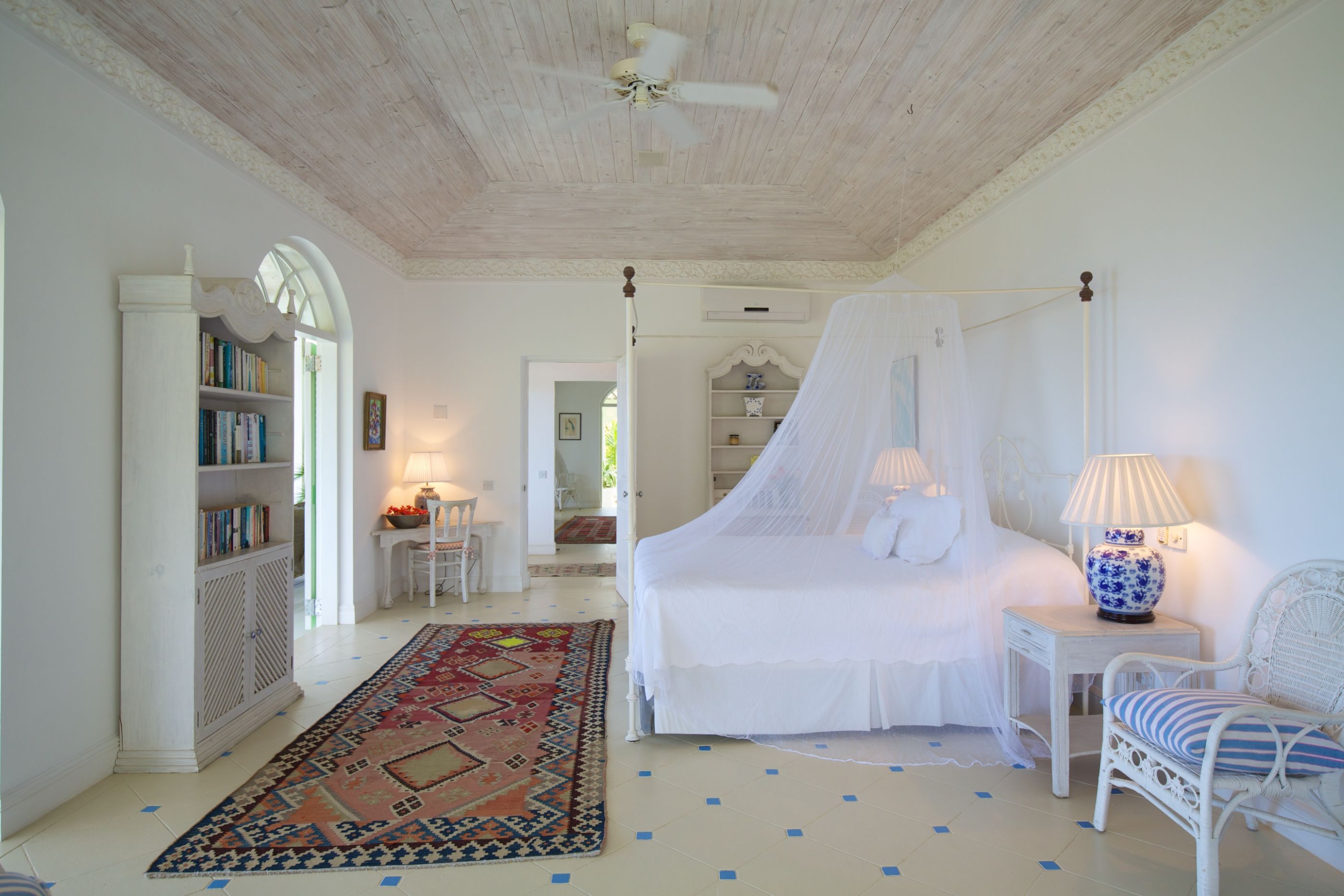 Double bedroom in Zinnia, Mustique
