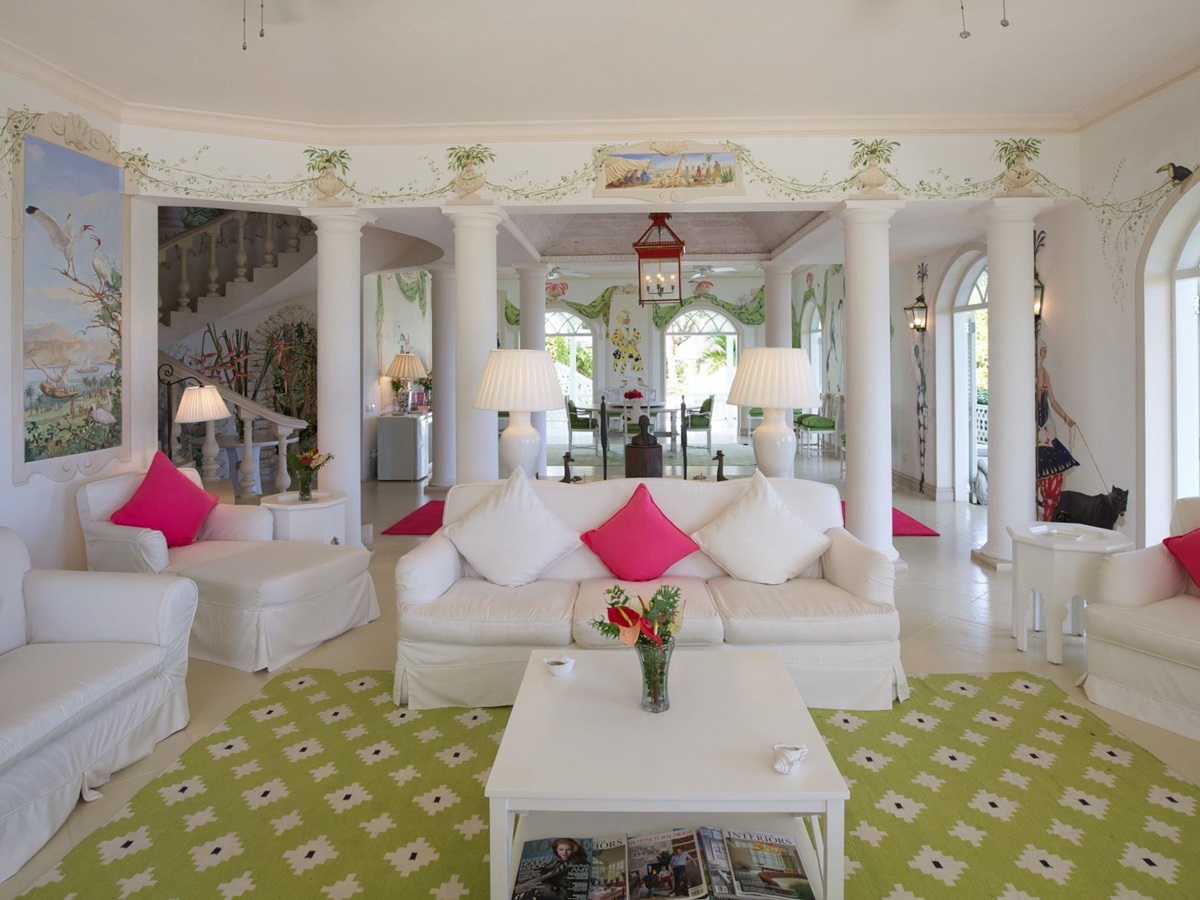 Lounge in Zinnia, Mustique