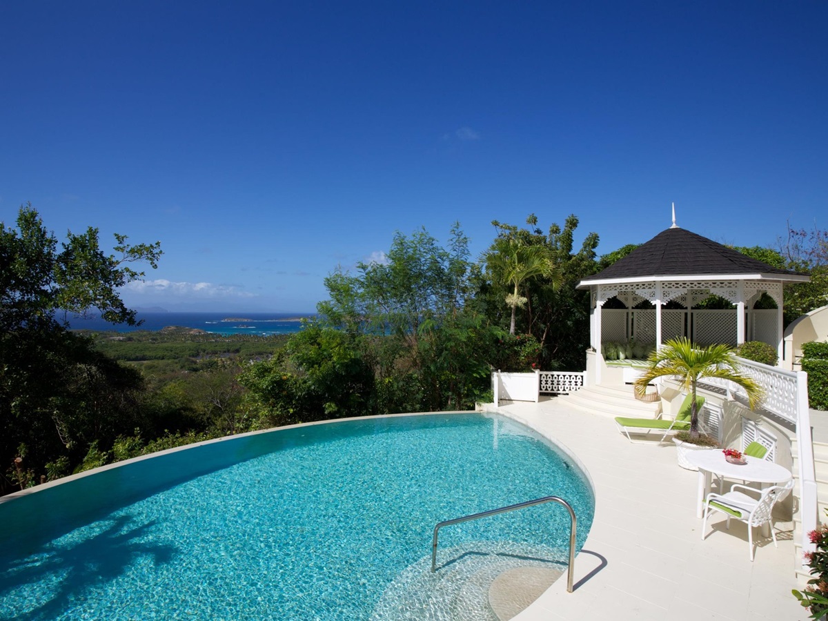 Swimming pool of Zinnia, Mustique