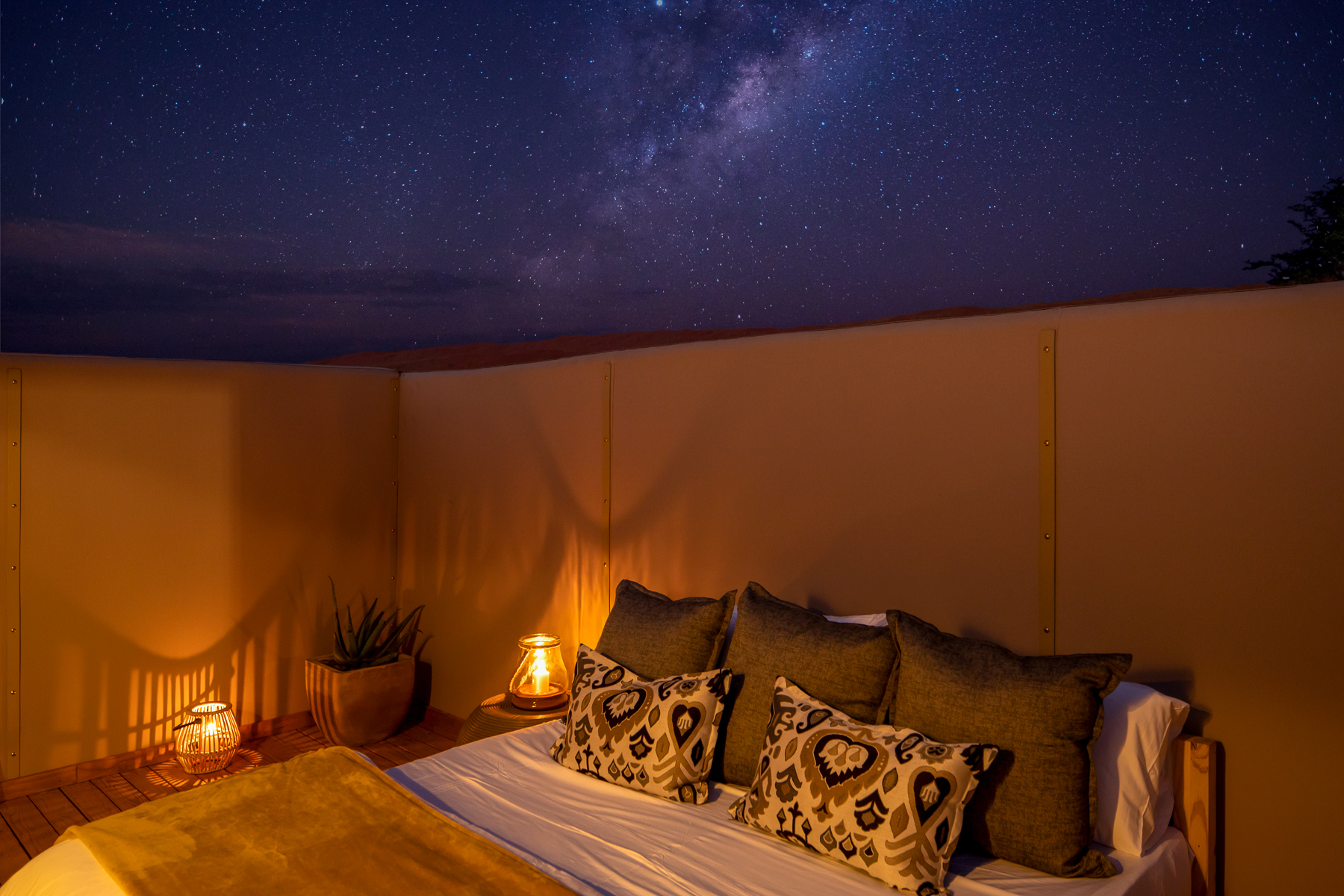 Stargazing bedroom at Kwessi Dunes in Namibia