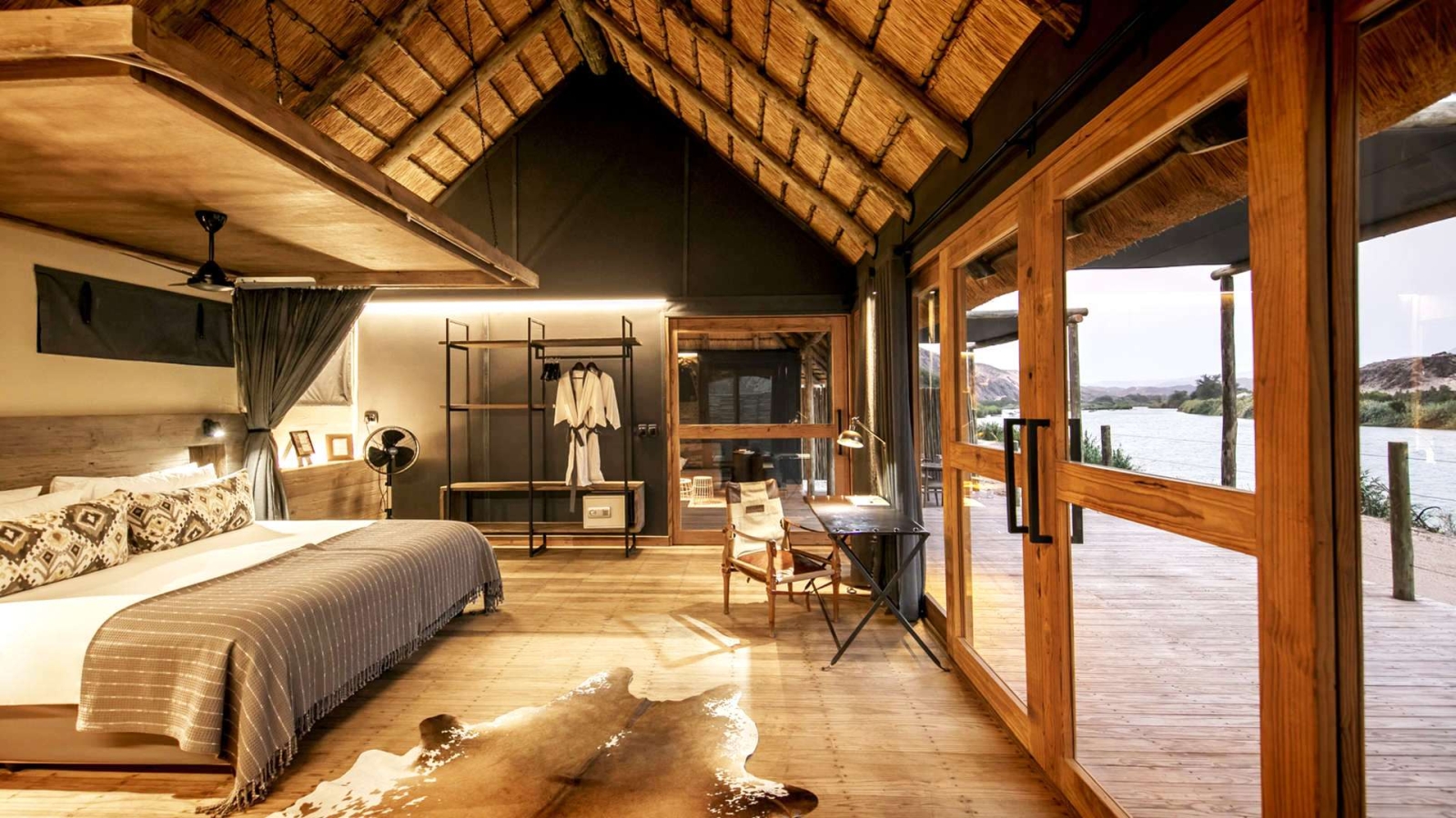 Bedroom with terrace at Serra Cafema