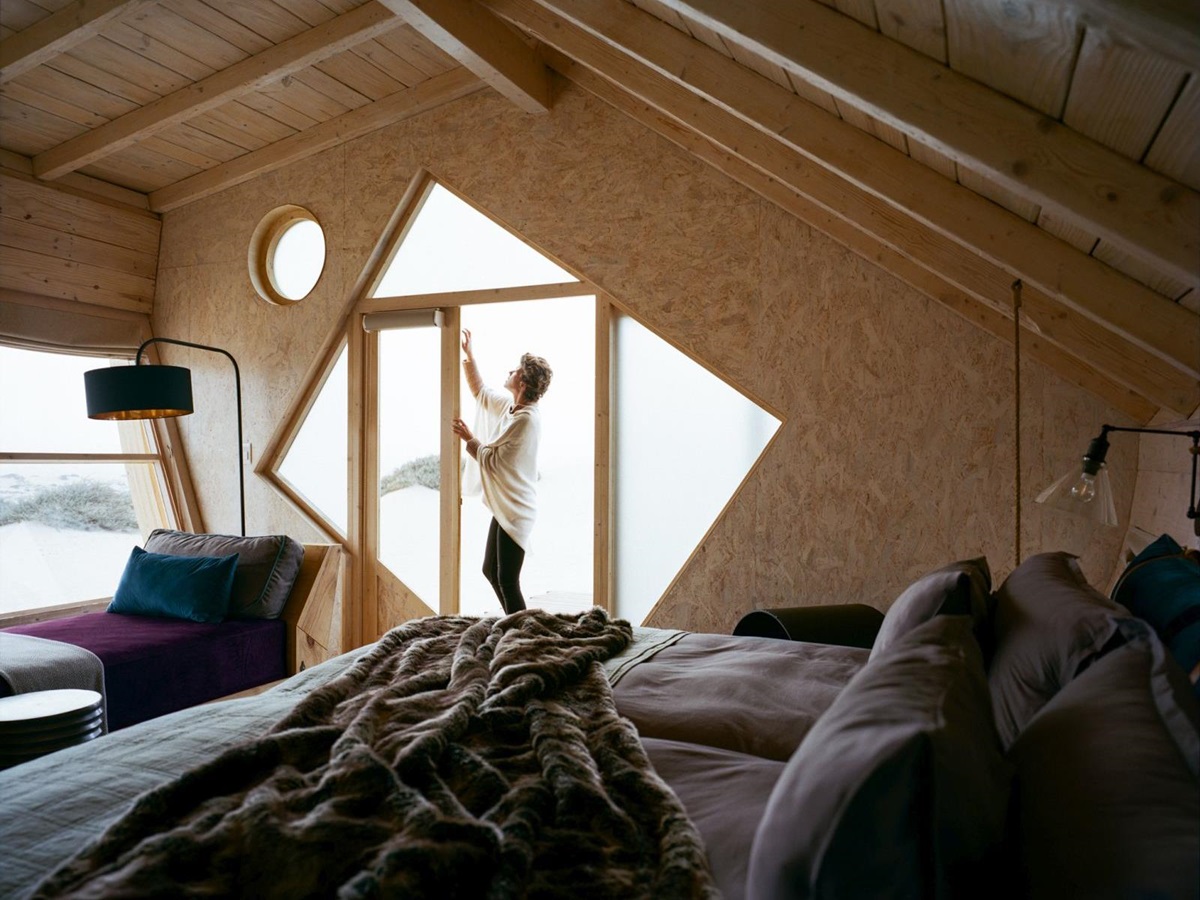 Shipwreck Lodge - Twin room
