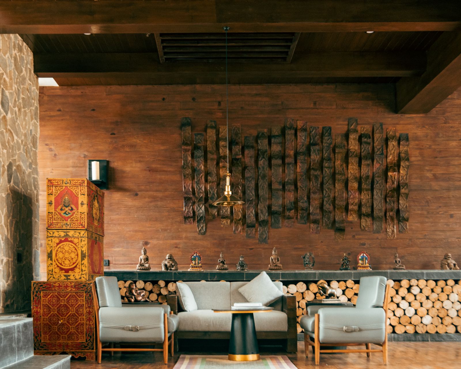 Living room seating at Shinta Mani Mustang A Bensley Collection in Jomsom, Nepal