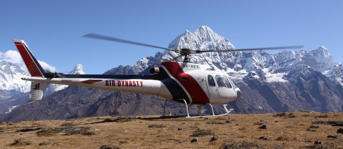 helicopter ker downey, Nepal