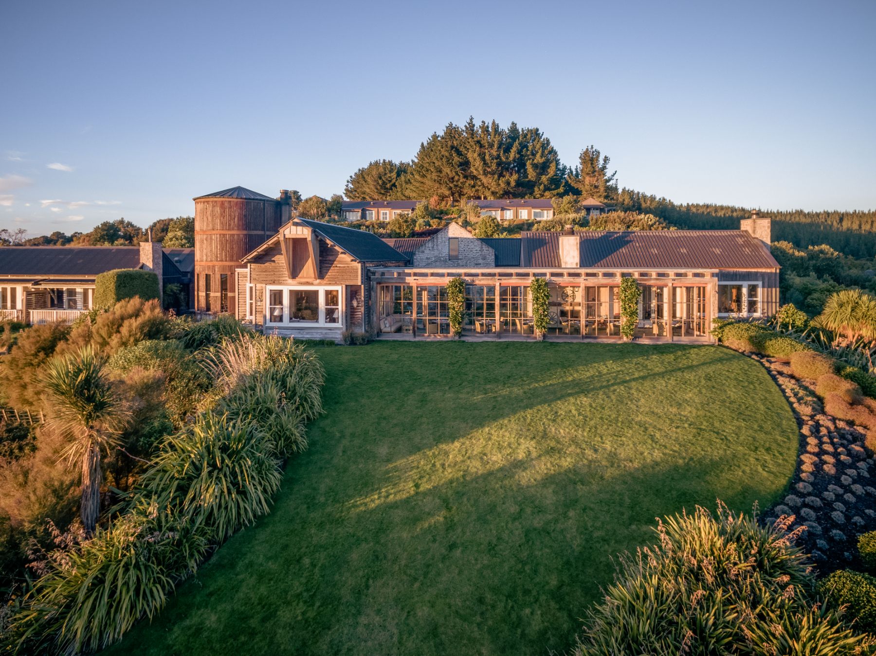 The exterior and lawn of Rosewood Cape Kidnappers New Zealand