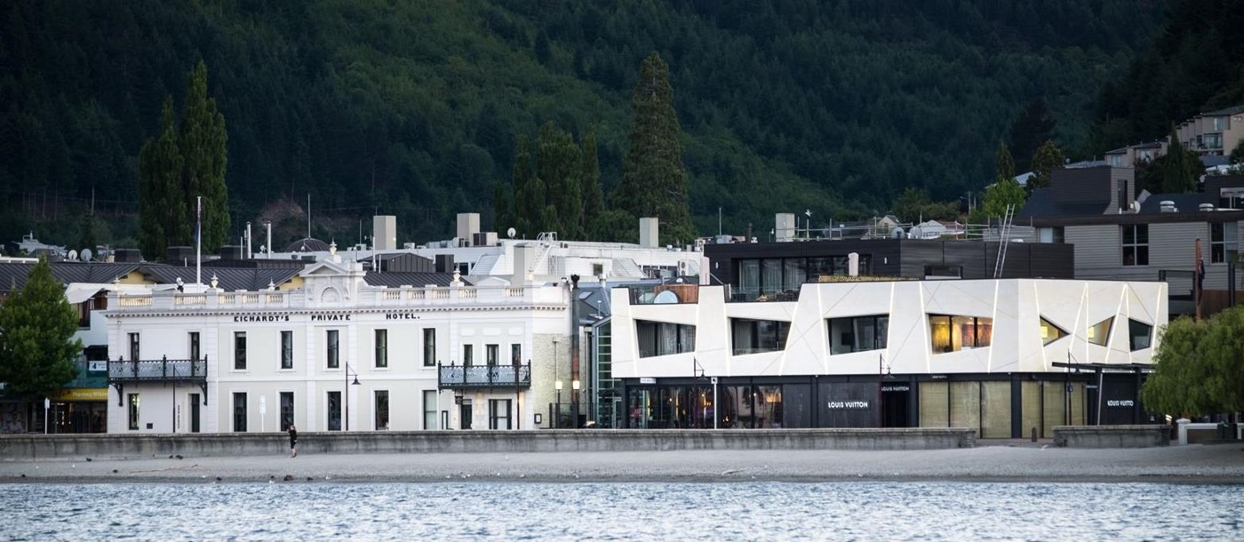 Eichardt's Private Hotel New Zealand exterior with the lake in front