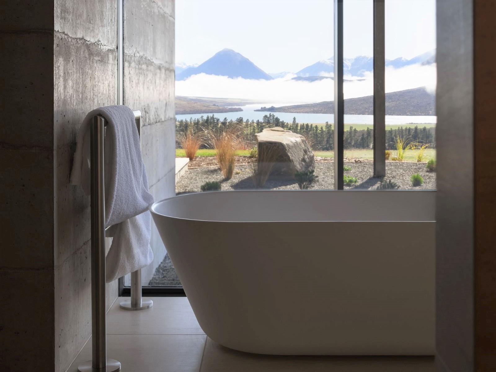 Guest suite bathroom at Flockhill lodge in New Zealand