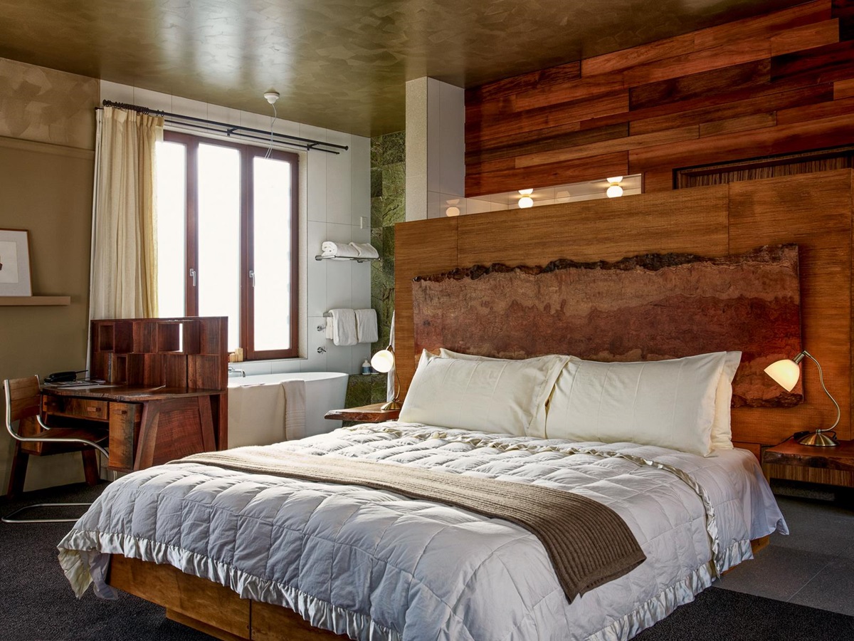 Bedroom at Hapuku Lodge & Tree Houses