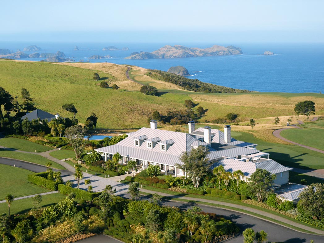 An aerial view of the Kauri Cliffs in New Zealand
