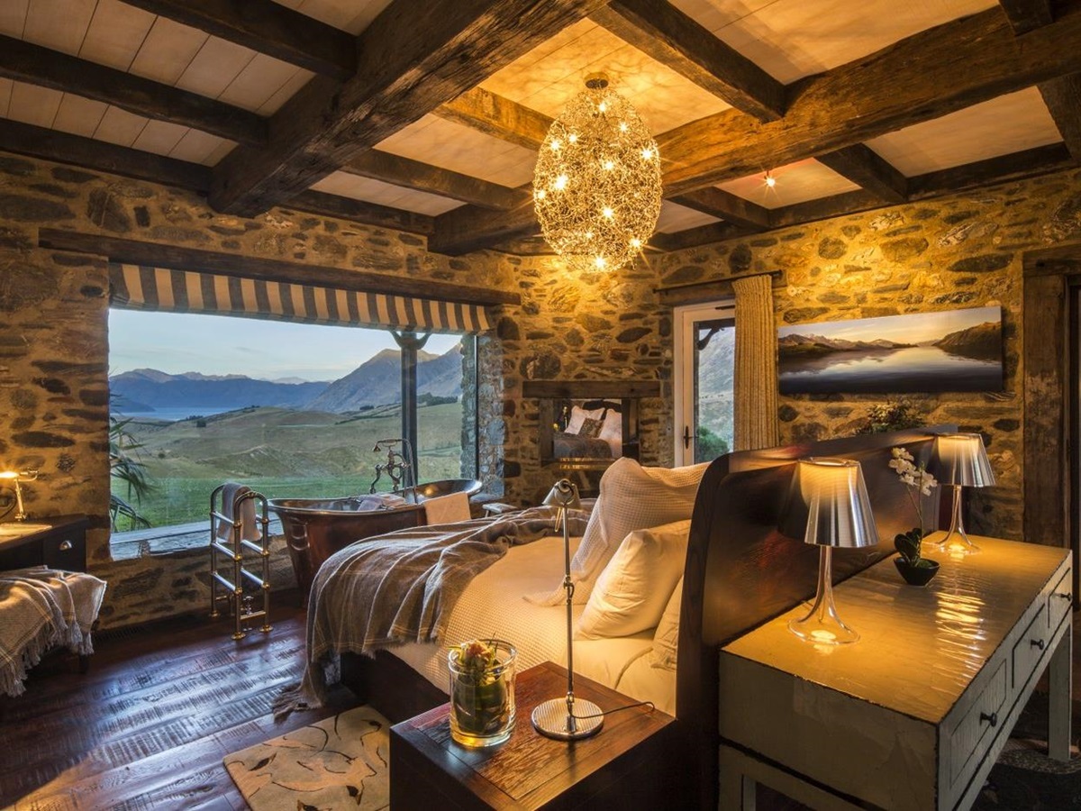 A bedroom at Mahu Whenua