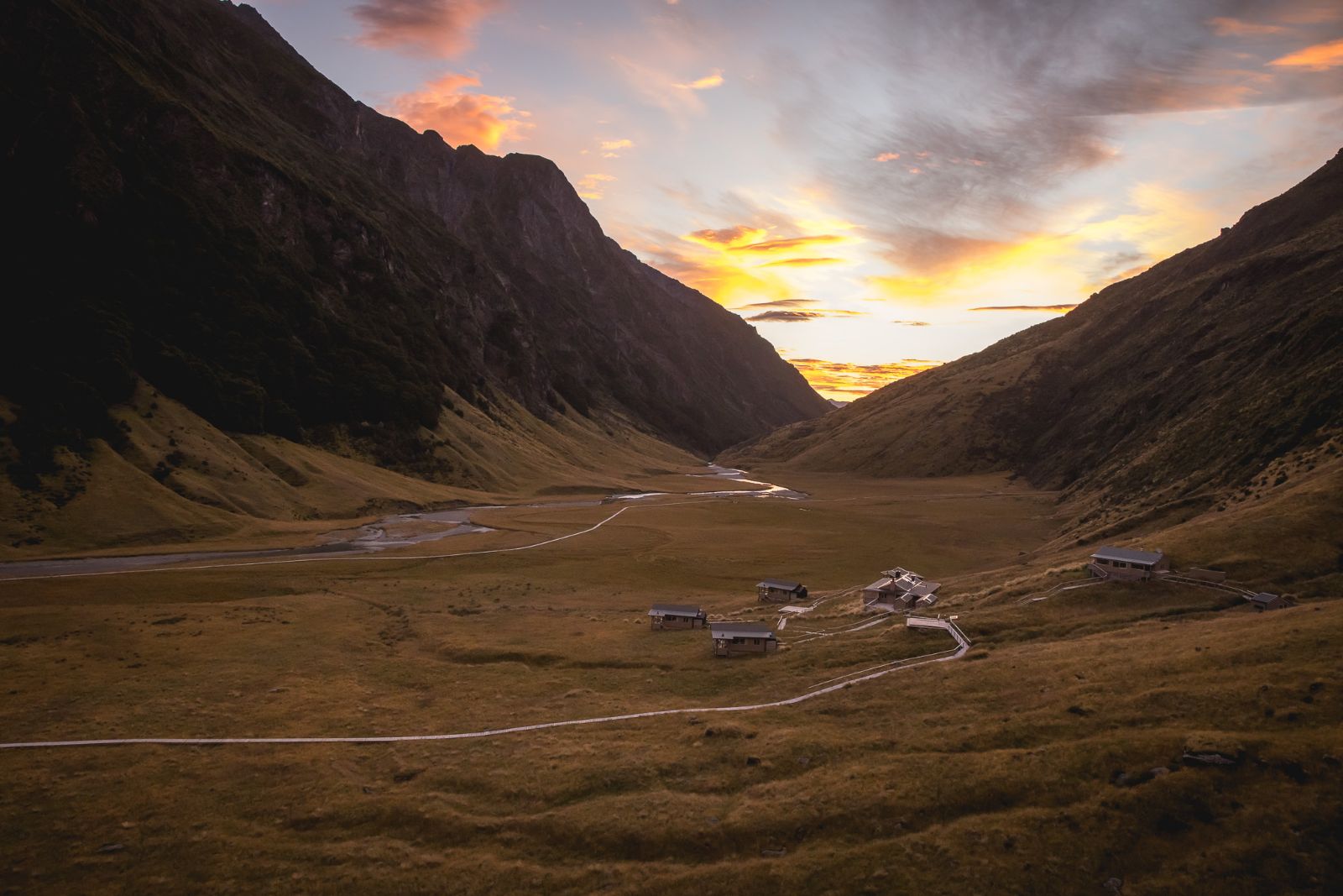Long exterior view of Minaret Station on New Zealand's South Island
