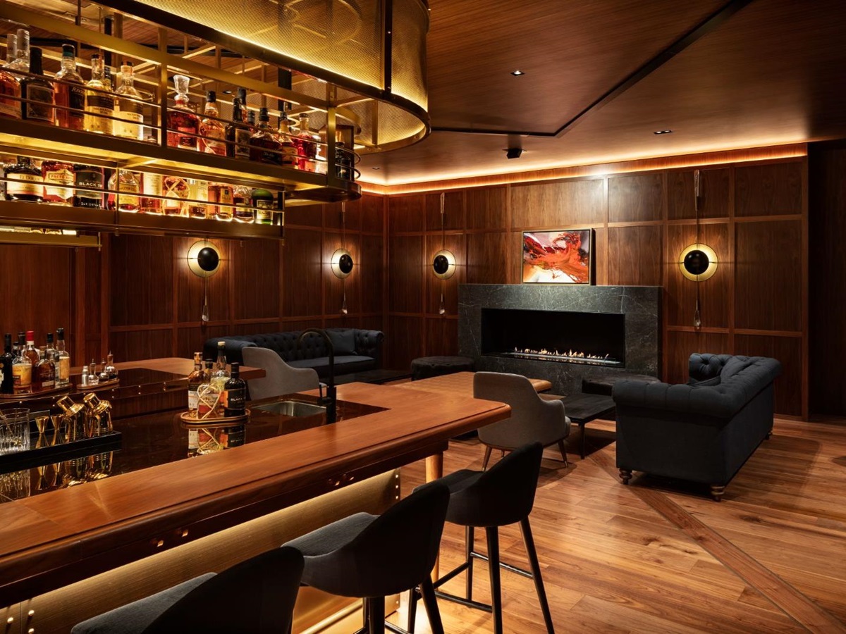 Bar and lounge area at Park Hyatt Auckland in New Zealand