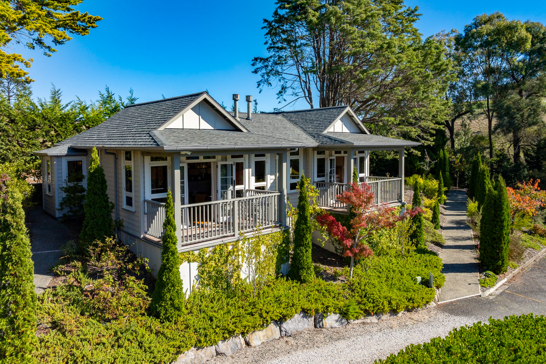 Exterior view of a guest suite at Pihopa Retreat in Nelson, New Zealand