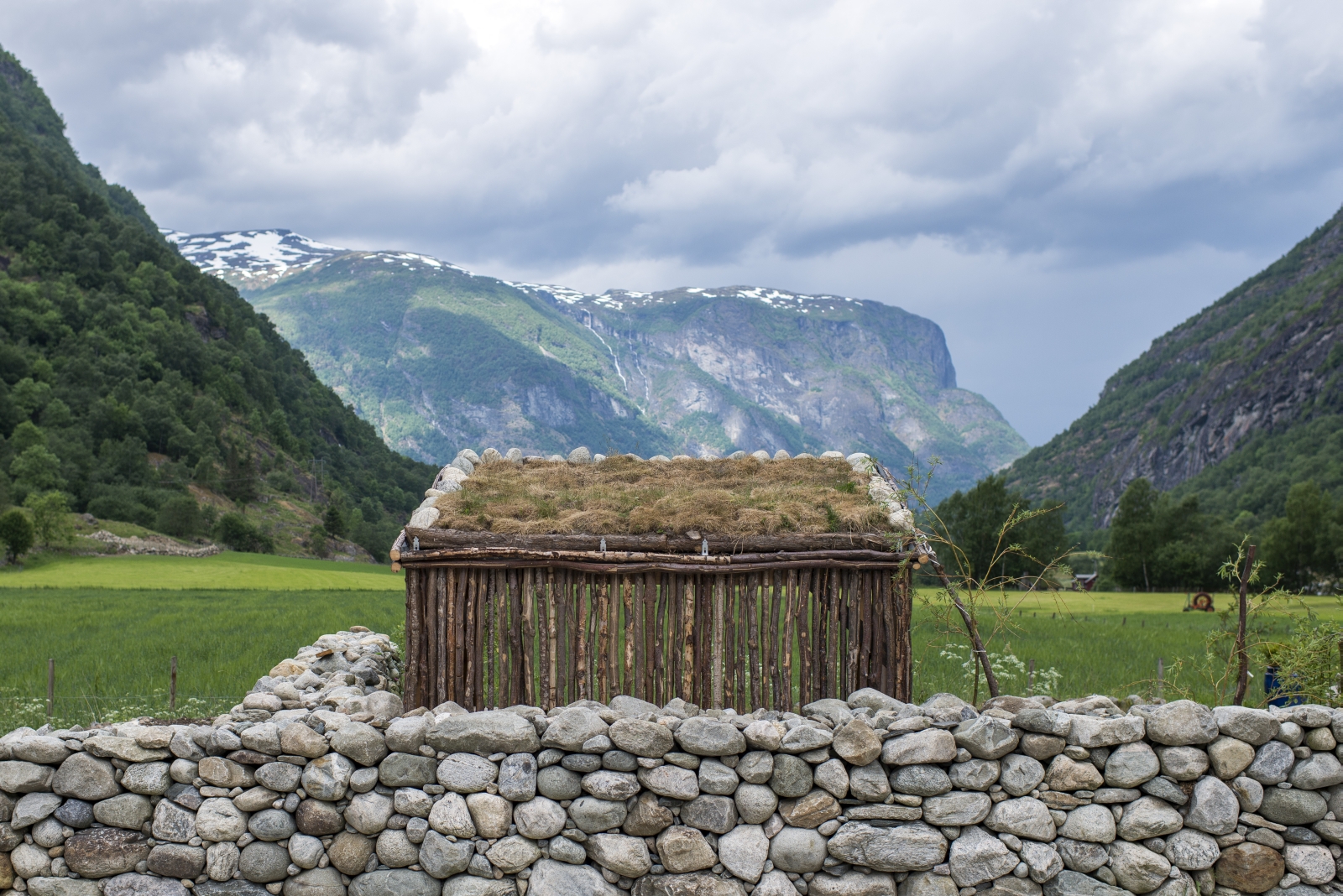 Exterior view of River Lodge at 29-2 Aurland in Norway