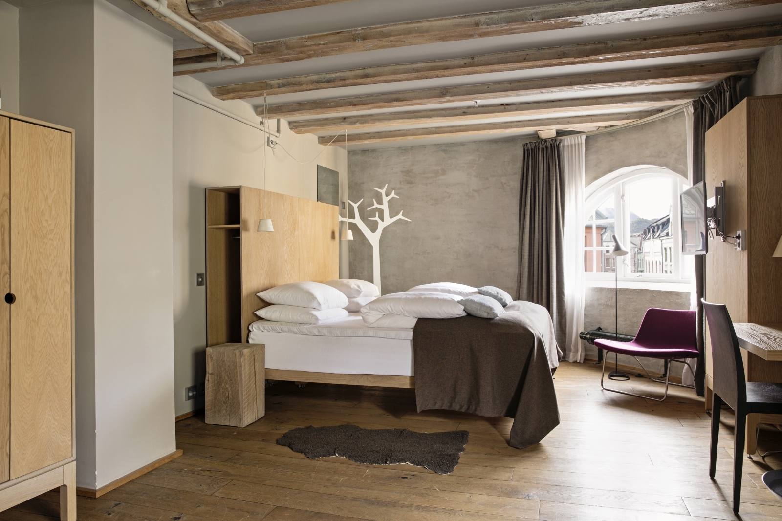 Junior suite with sea view at Hotel Brosundet