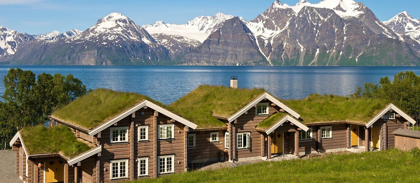 Exterior view in summer at Lyngen Lodge in Norway