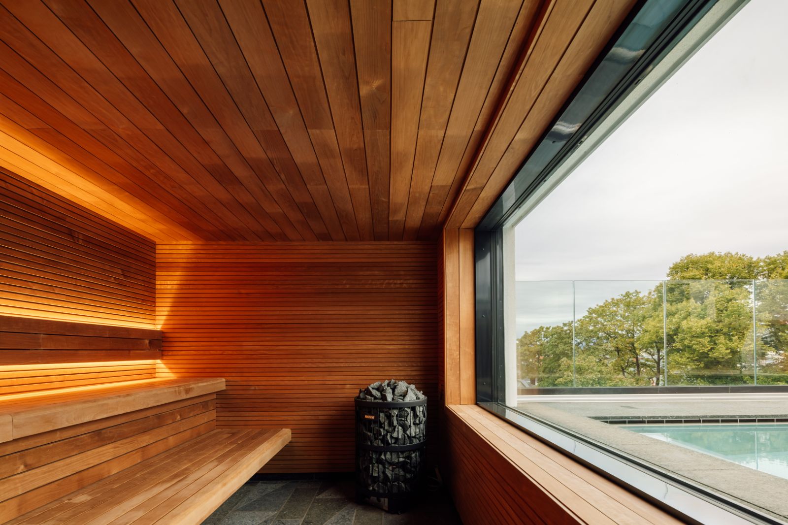 Rooftop sauna overlooking the pool at Sommerro in Oslo