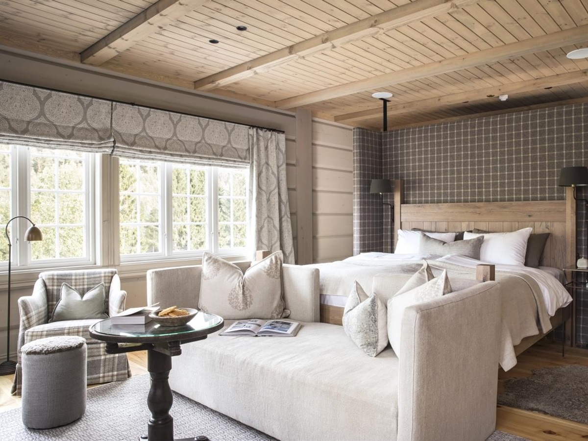 Bedroom at Storfjord Hotel in Norway