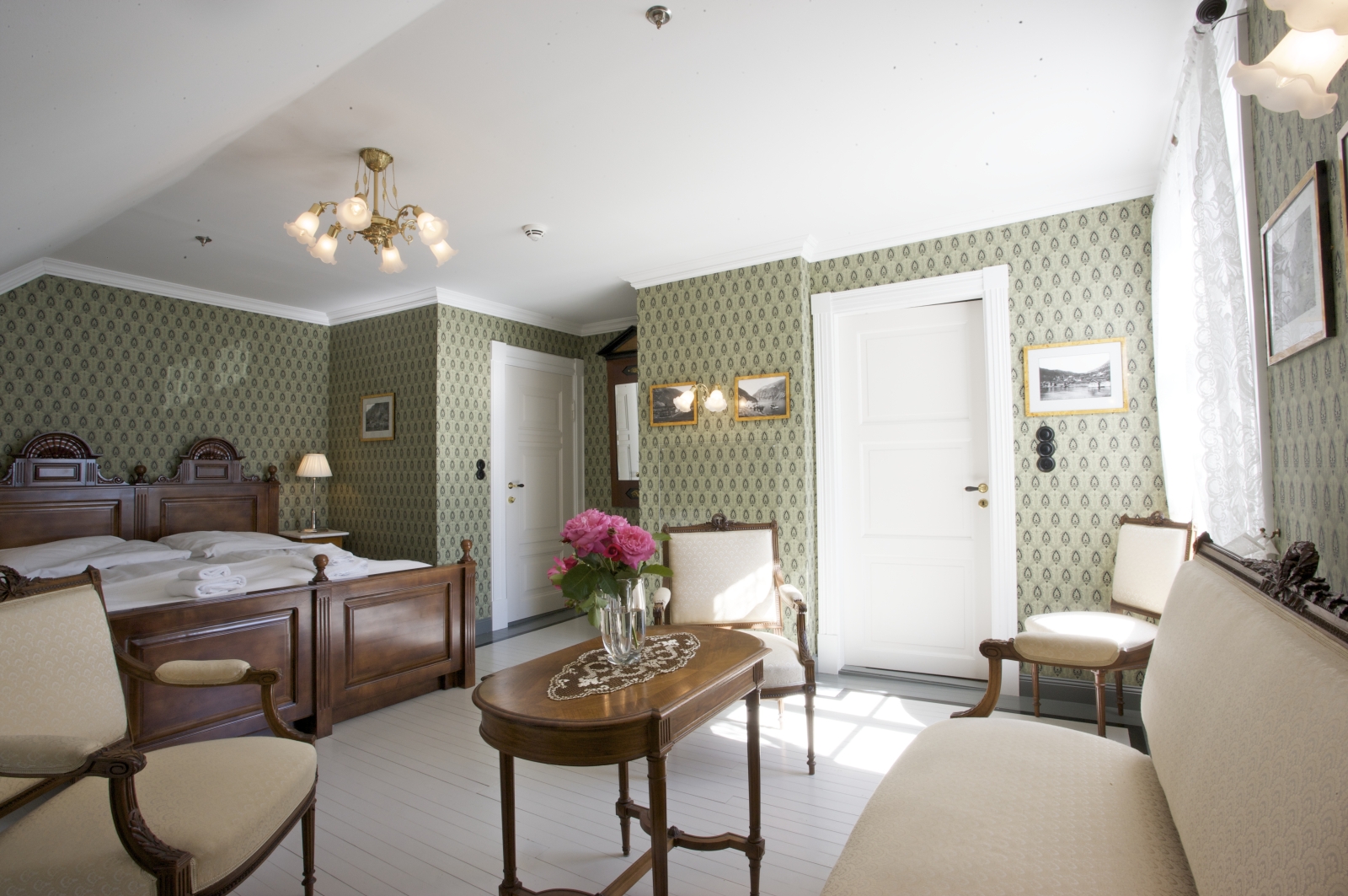 Full room view in main building of Walaker Hotel in Norway