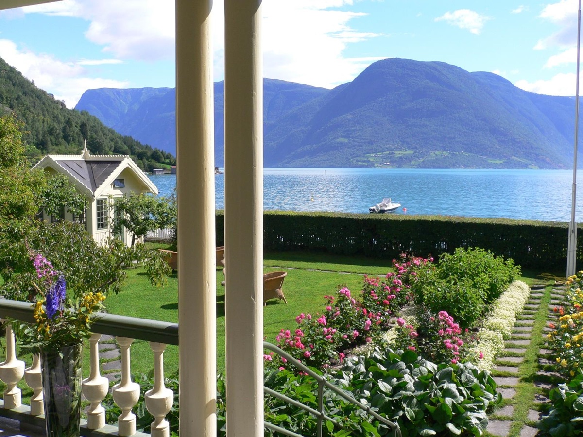 View of Walaker Hotel from across the lake in Norway