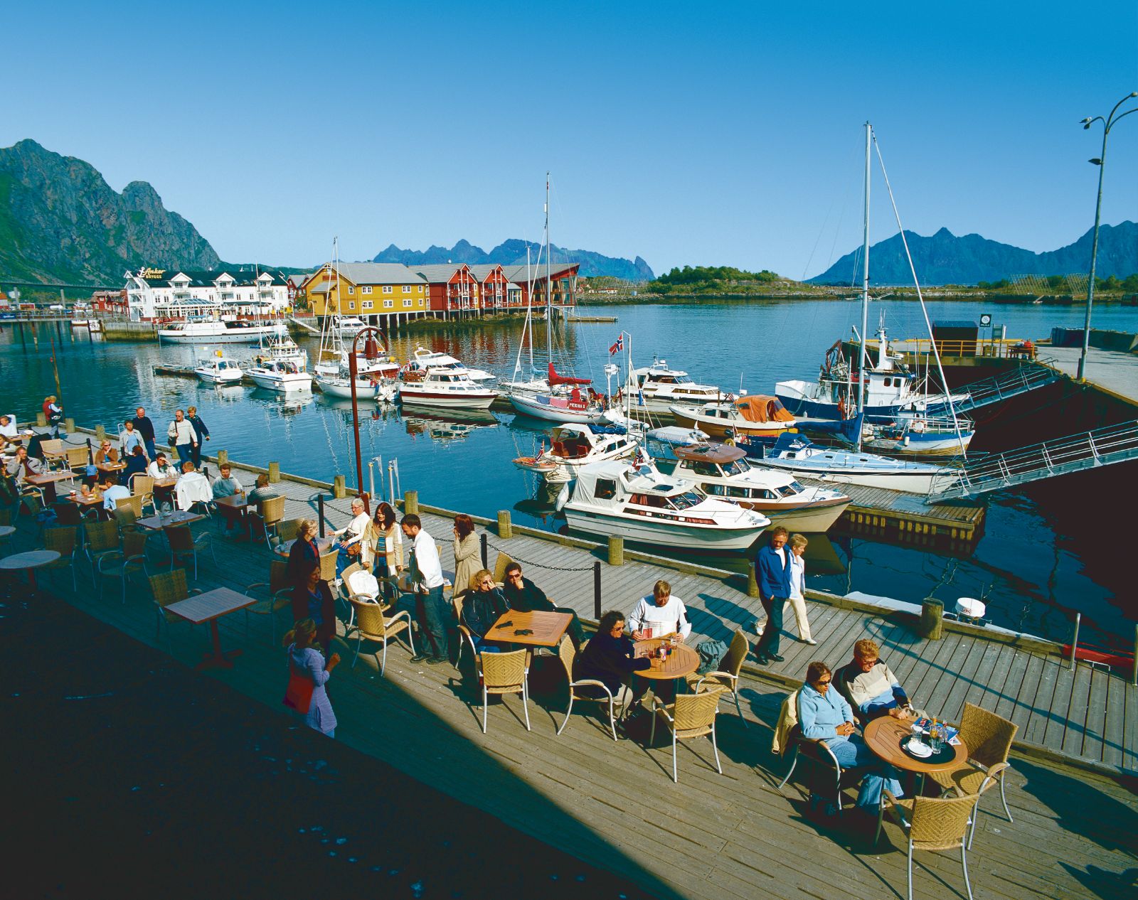 Summertime on the Lofoten Islands (Credit: Frithjof Fure - VisitNorway)