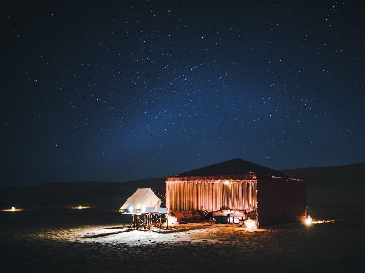 The Canvas Club luxury tented camp in Oman under the stars