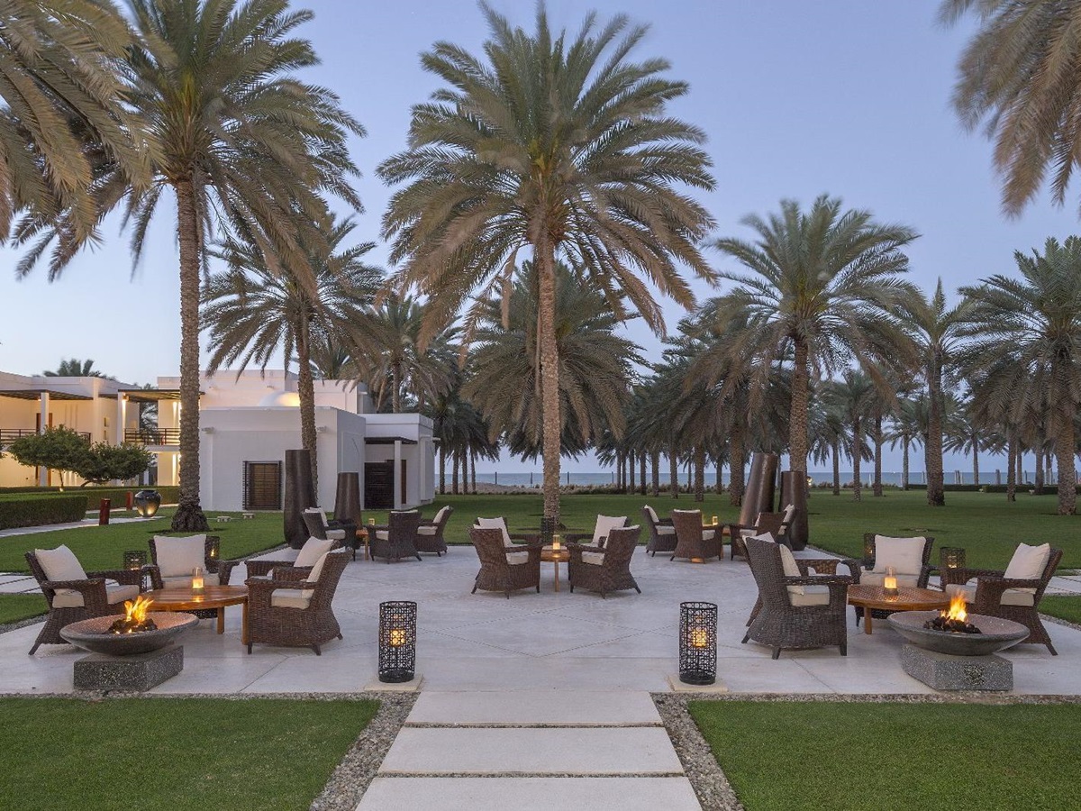 Lobby lounge of the Chedi Muscat in Oman