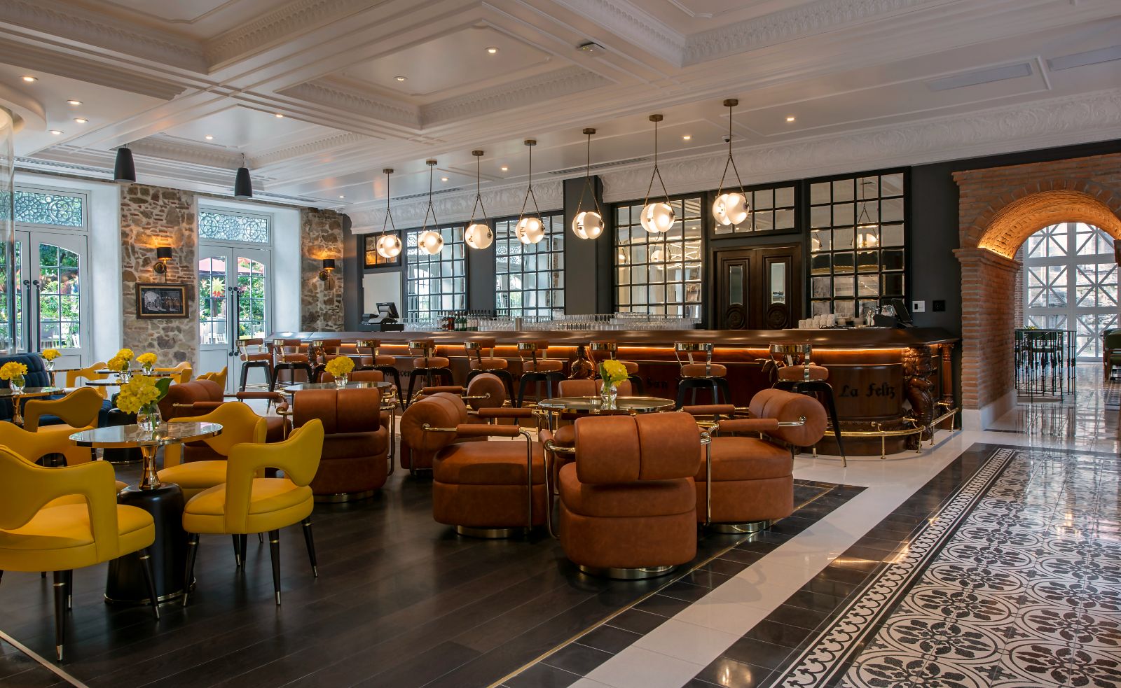 Exilio bar and lounge area at Hyatt's Hotel La Compania in Panama City