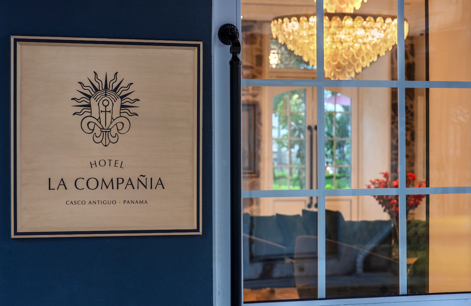 Facade of Hyatt's Hotel La Compania in Panama City