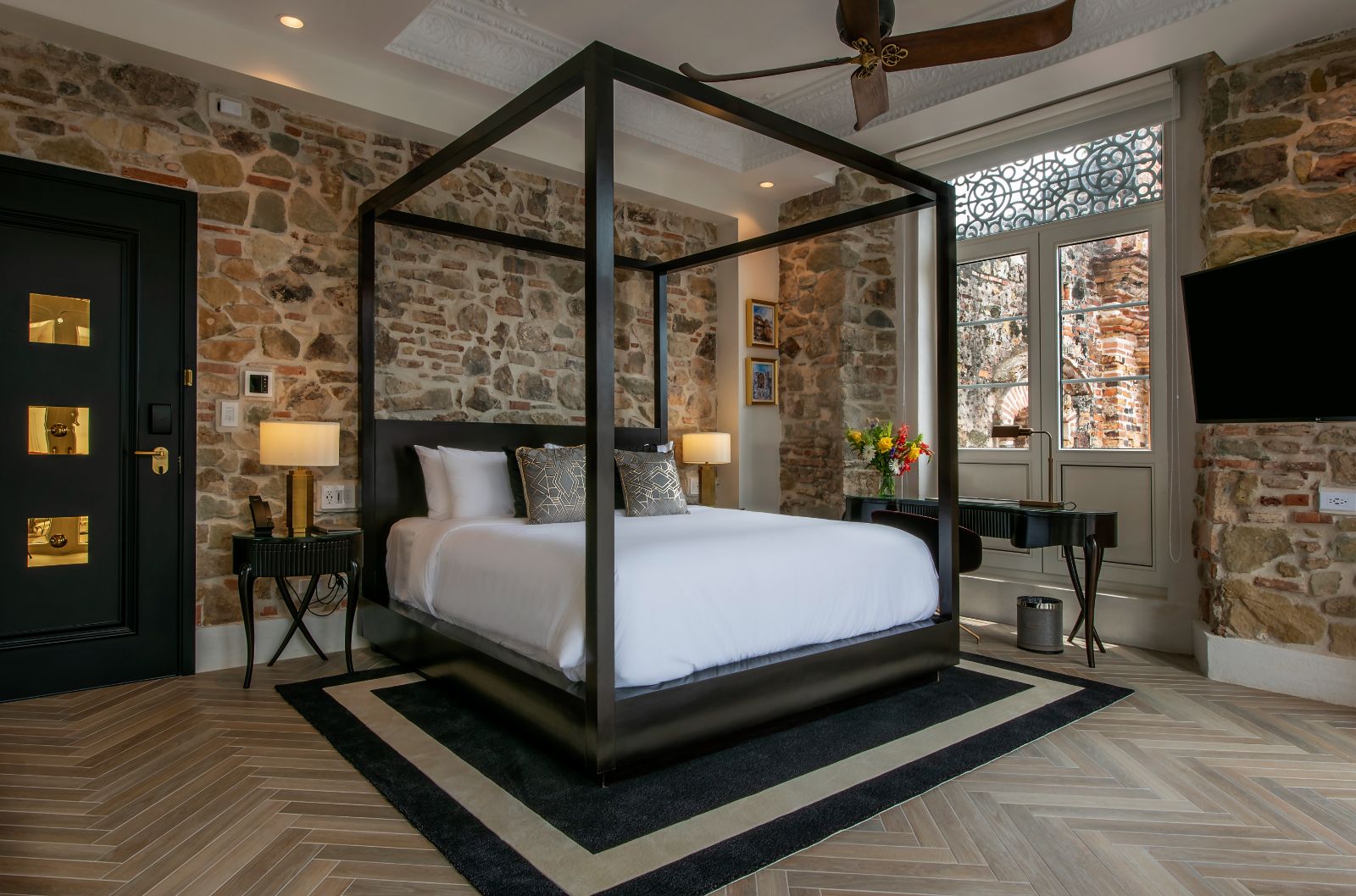 Four poster bed in a guest suite of Hyatt's Hotel La Compania in Panama City