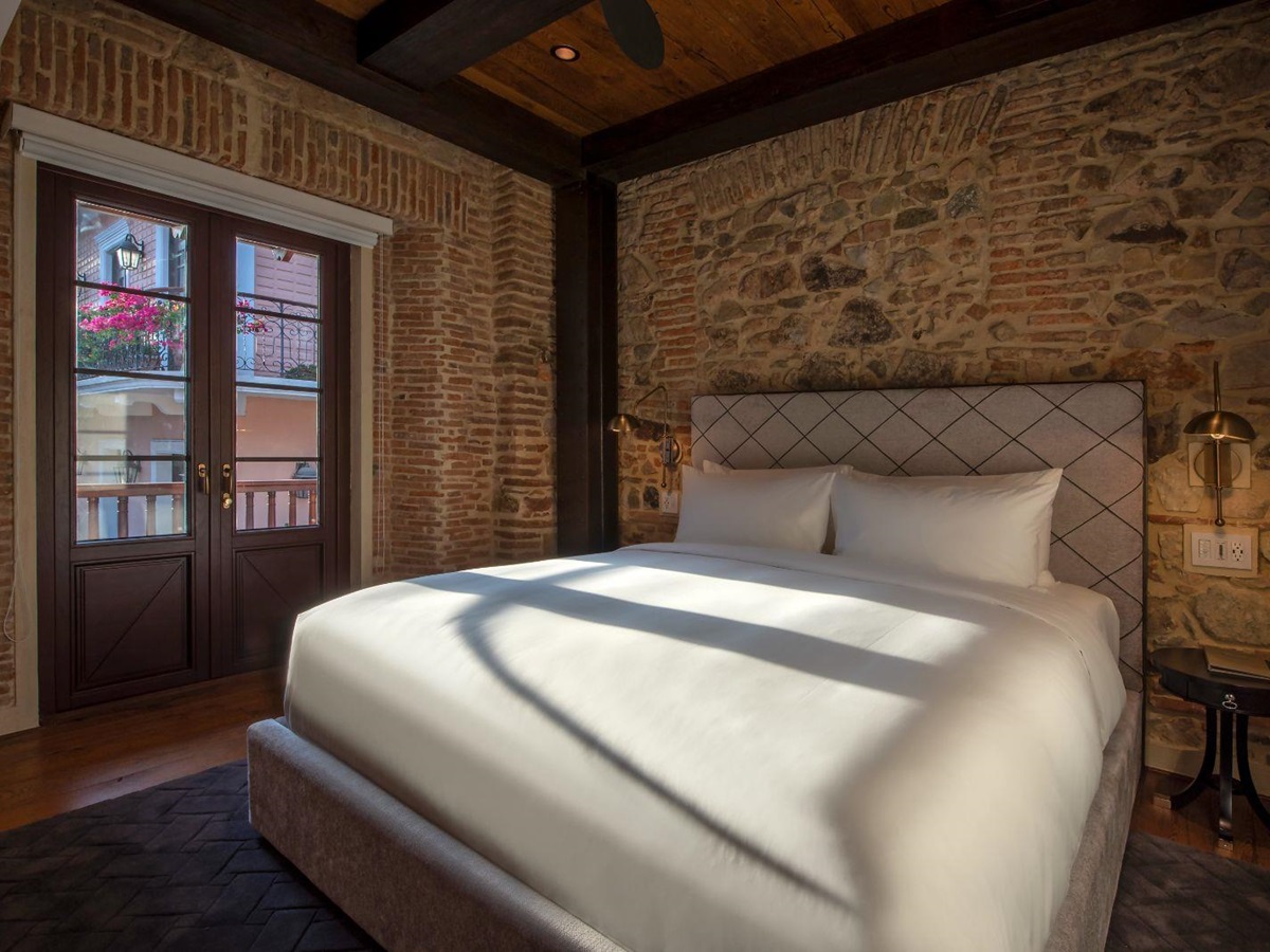 King bed at Hyatt's Hotel La Compania in Panama City