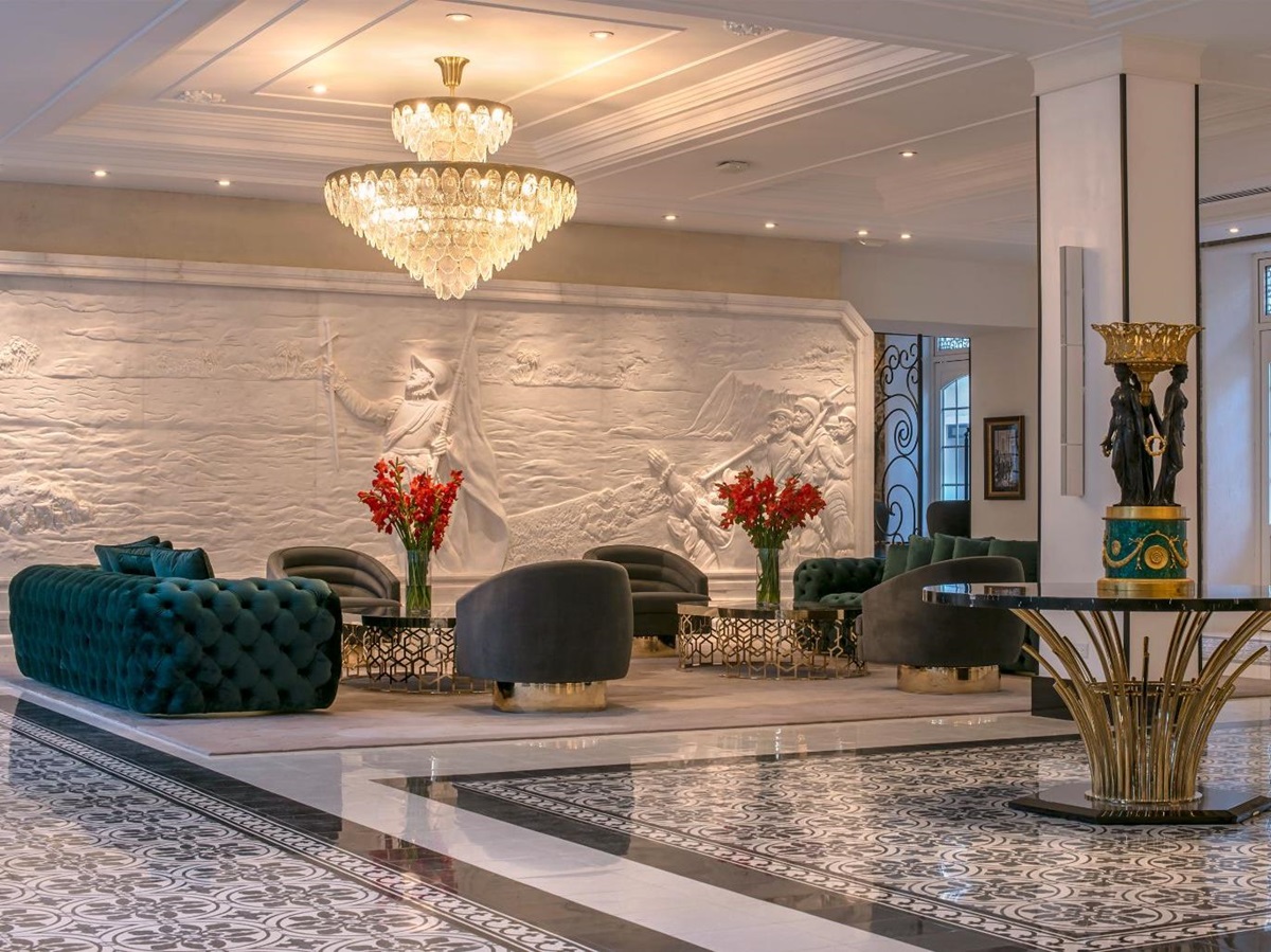 Lobby area at Hyatt's Hotel La Compania in Panama City