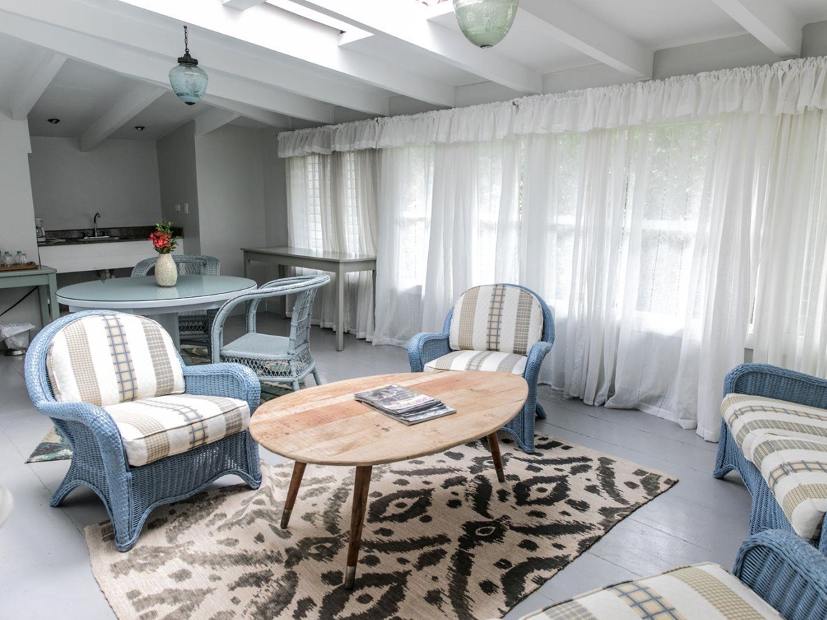 Ingrid Bergman deluxe suite living area at Hotel Panamonte in the Chiriqui region of Panama